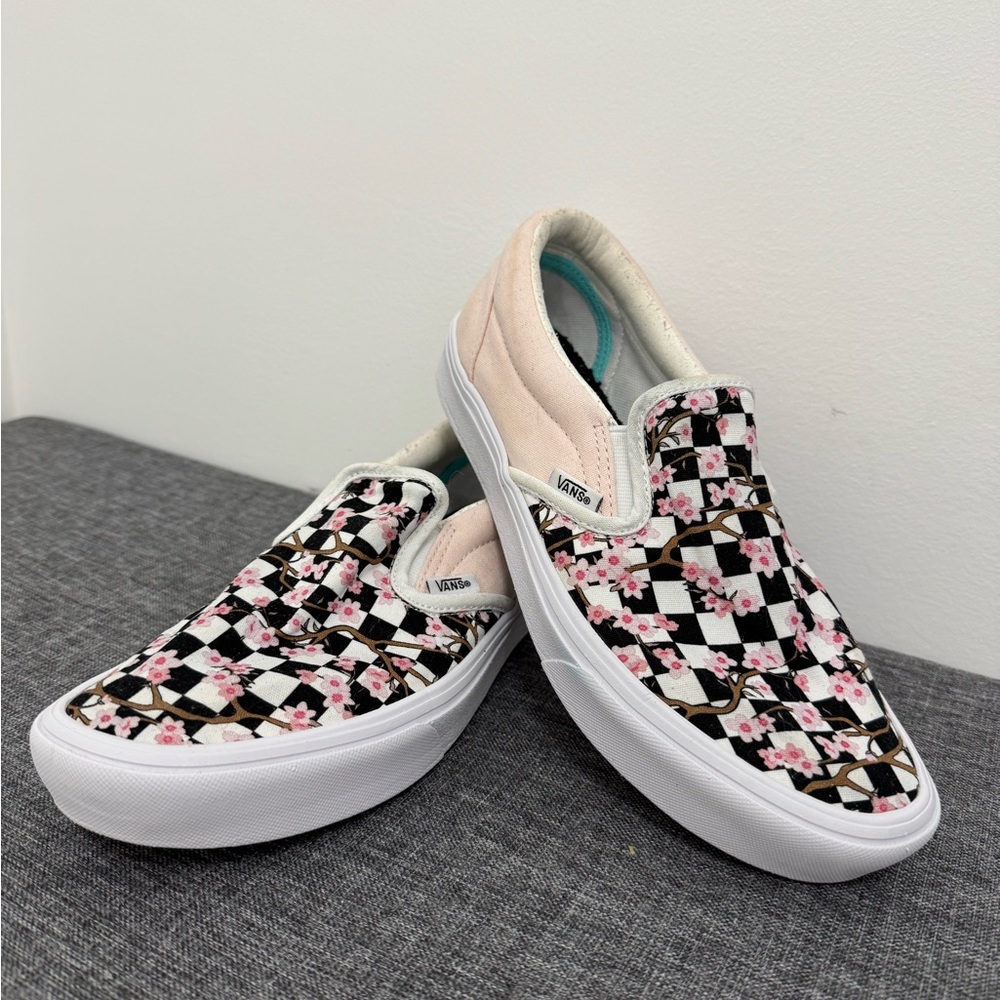 Vans ComfyCush Sneakers with Pink Cherry Blossom accents- Women a Size 8